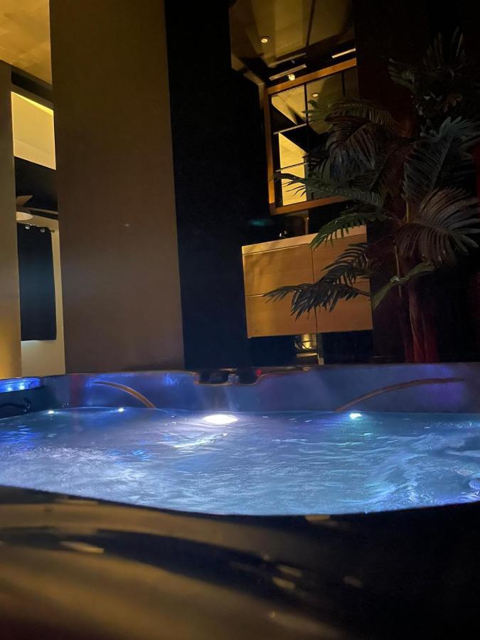 La Suite Grenoble Spa Jacuzzi Et Sauna Privatif Exterior foto
