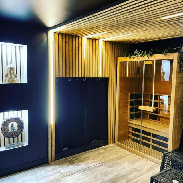 La Suite Grenoble Spa Jacuzzi Et Sauna Privatif Exterior foto
